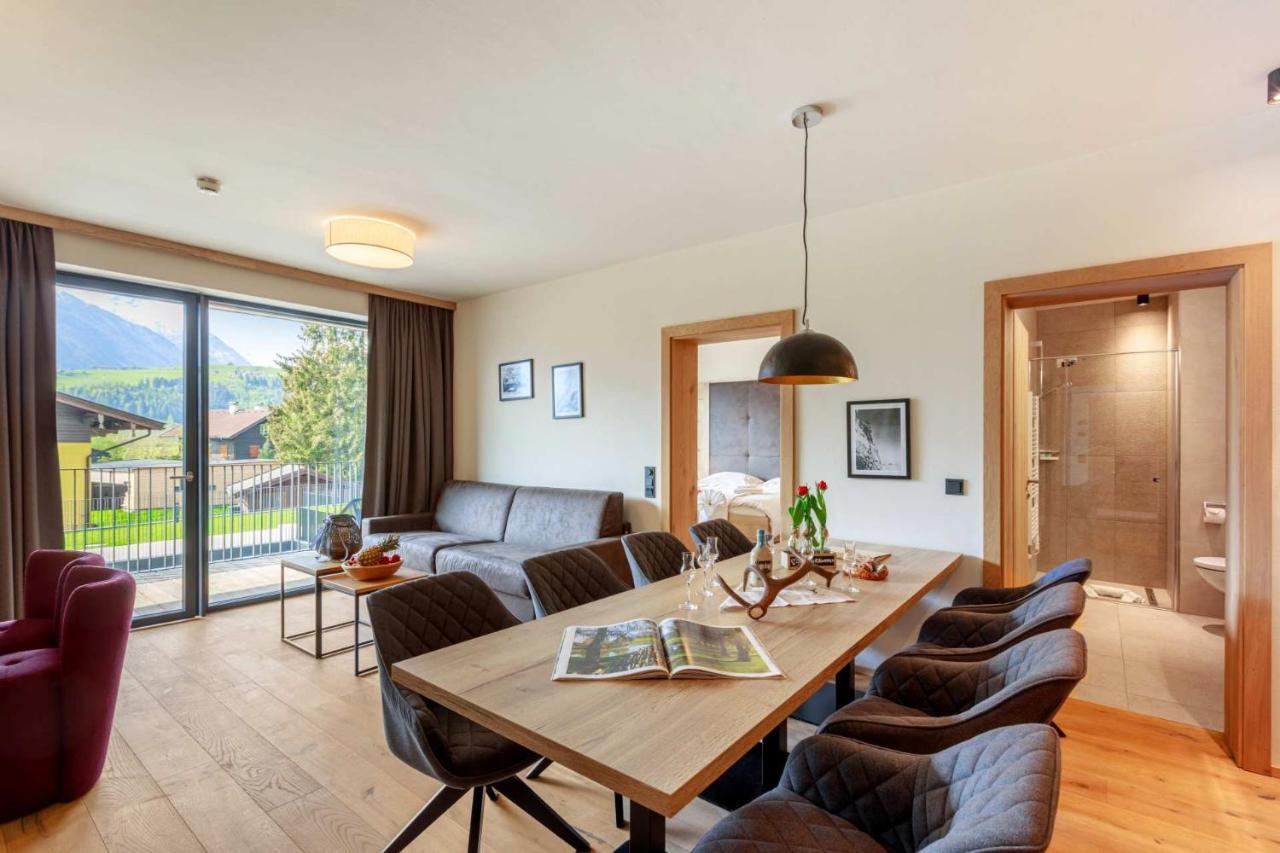Emma Deluxe Aparthotel Ganzjaehrig Beheizter Aussenpool Piesendorf Bagian luar foto