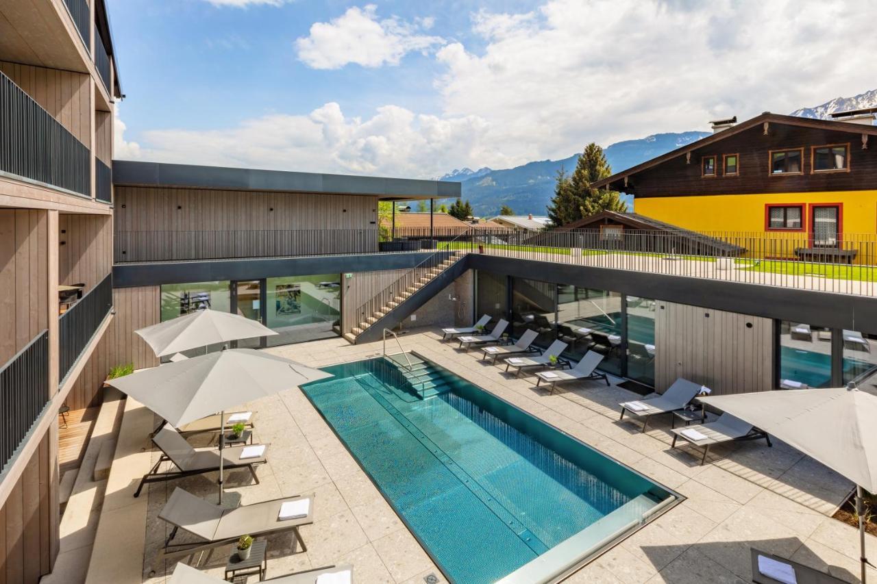 Emma Deluxe Aparthotel Ganzjaehrig Beheizter Aussenpool Piesendorf Bagian luar foto